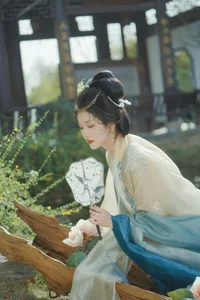 YiTuYu Art Language Vol.4219: A Visual Study of Elegance Featuring Qi Qi - image 14