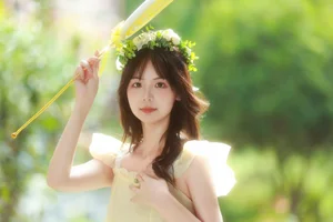 YiTuYu Art Language Vol.5219: Stunning Portrait Series with Mu Yan Se Cc - image 53