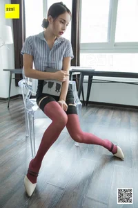 Stunning Red Silk Fashion Gallery with IESS Model Xiao Yu - image 85