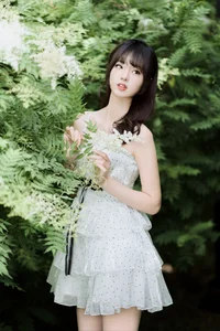YiTuYu Art Language Vol.7298 Featuring Model Ci Qing Shi Dou Ya - image 0