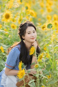 Cheng Zi Shu Captivates in YiTuYu Art Language Vol.7461 - image 1