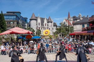 Experience the Magic of Ba Na Hills: Thousands Flock to Da Nang’s Iconic Mountain Resort - image 5