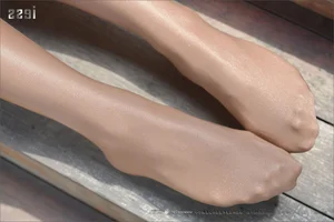 IESS Sizu Bento 121: Teacher Zhao's Private Coach Session featuring Shiny Oily Stockings - image 28