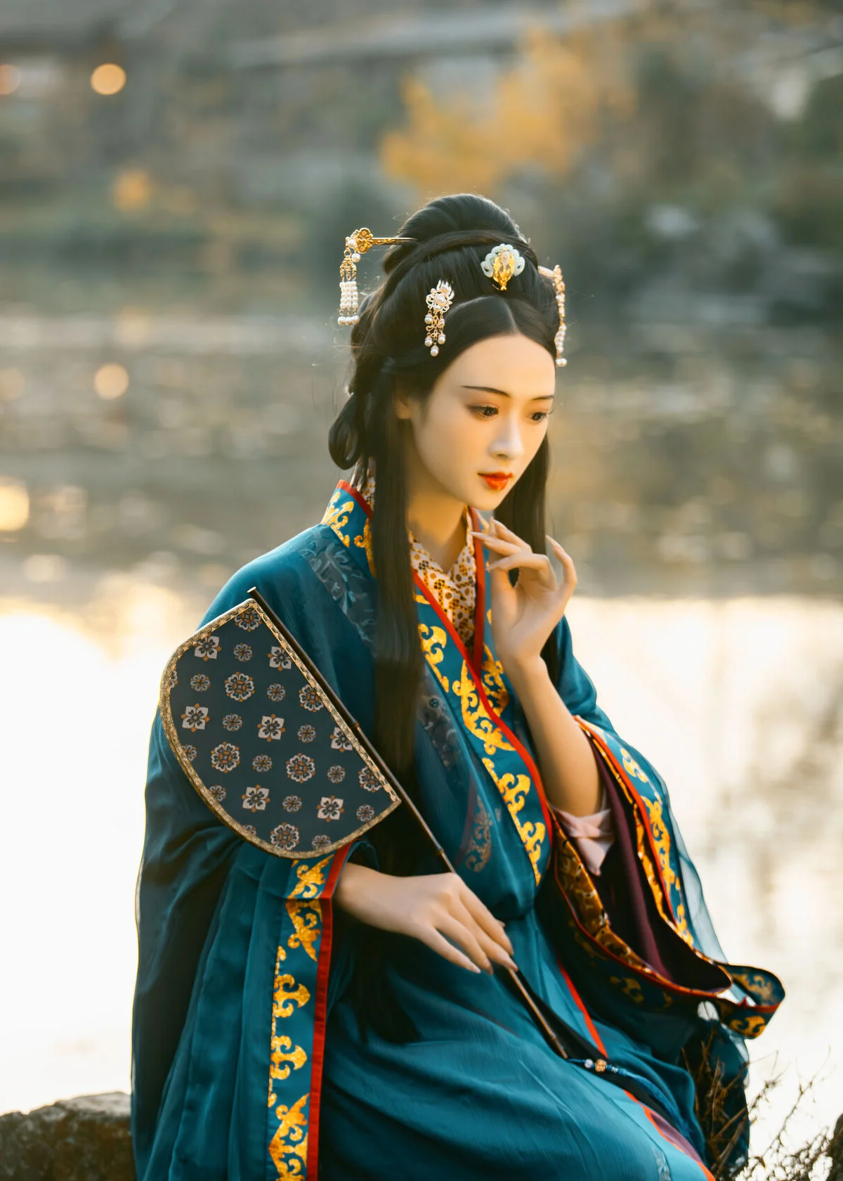 YiTuYu Art Language Vol.6573: Feminine Allure with Ran Ran