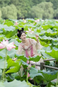YiTuYu Art Language Vol.6037: A Deep Dive into the Sophisticated Imagery of Cheng Zi Shu - image 21