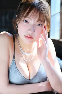 Natsuki Satonaka Digital Photo Book: Cool Breezin G-Tele Collection - Stunning Japanese Model Portraits and Summer Vibes (37 High-Quality Images) - image 2