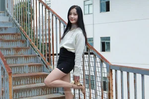 Timeless Elegance and Style: SXJ No.1991 Featuring Model Wan Ping - image 7