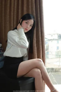 Timeless Elegance and Style: SXJ No.1991 Featuring Model Wan Ping - image 73