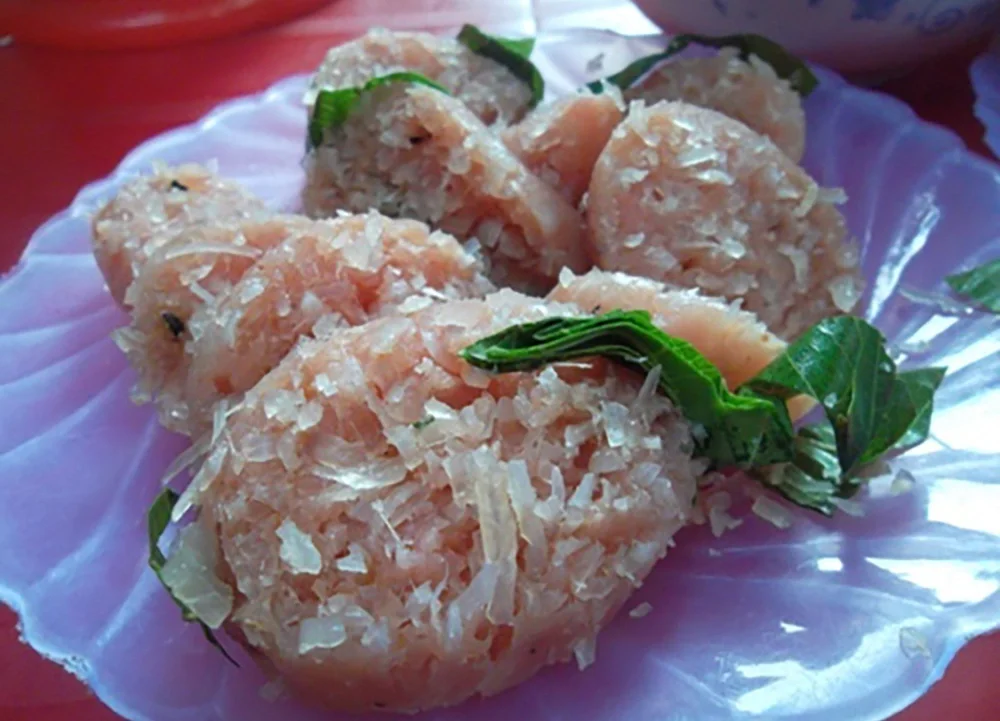 Challenging Palates: Vietnamese Dishes That Often Surprise and Divide International Travelers