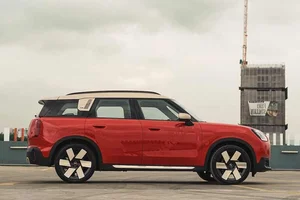 MINI Countryman S Fire Horse Edition: Luxury Performance Meets Iconic Style - image 4