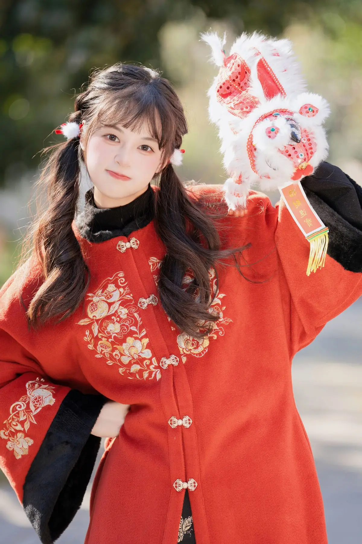 YiTuYu Art Language Vol.8539: Xia Yu Xiao Nian's Vibrant Hanfu Charm