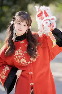 YiTuYu Art Language Vol.8539: Xia Yu Xiao Nian's Vibrant Hanfu Charm - image 0