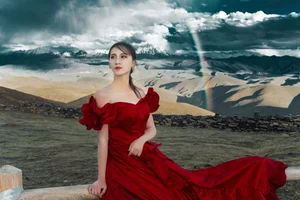 YiTuYu Art Language Vol.4896: Capturing the Elegant Essence of Model Xia Xia in Artistic Photography - image 4