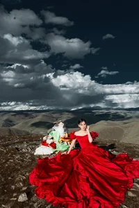 YiTuYu Art Language Vol.4896: Capturing the Elegant Essence of Model Xia Xia in Artistic Photography - image 21