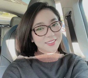 Singer Ha Thanh Xuan Embraces New Chapter with Radiant Look and Global Tour Following High-Profile Split - image 9