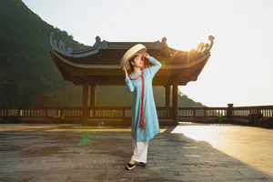 Ultimate Travel Guide to Yen Tu Mountain: Exploring the Spiritual Buddhist Capital of Vietnam with Ancient Pagodas and Scenic Hiking Trails - image 2