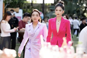 Ngoc Trinh’s Timeless Elegance: A Stunning Gallery of Her Grace and Style at Age 35 - image 1