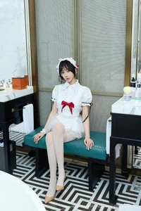 Pure Elegance with Yue Er Yue Er in Shanghai - image 0