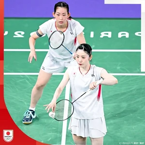 Japanese Badminton Star Captivates Fans Globally - image 4