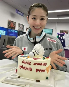 Japanese Badminton Star Captivates Fans Globally - image 3
