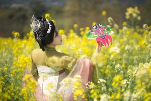 YiTuYu Art Language Vol.6799: Detailed Visuals of You Zhi Yuan Li De Qian Xia - image 2
