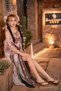 YiTuYu Vol.8788: Xiao Jiang - An Enchanting Asian Muse in Exquisite Classical Attire - image 14