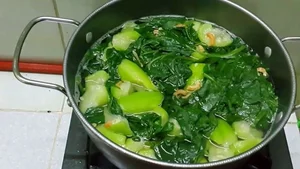 6 Refreshing and Digestive-Friendly Foods to Stay Healthy During Hot Weather - image 5