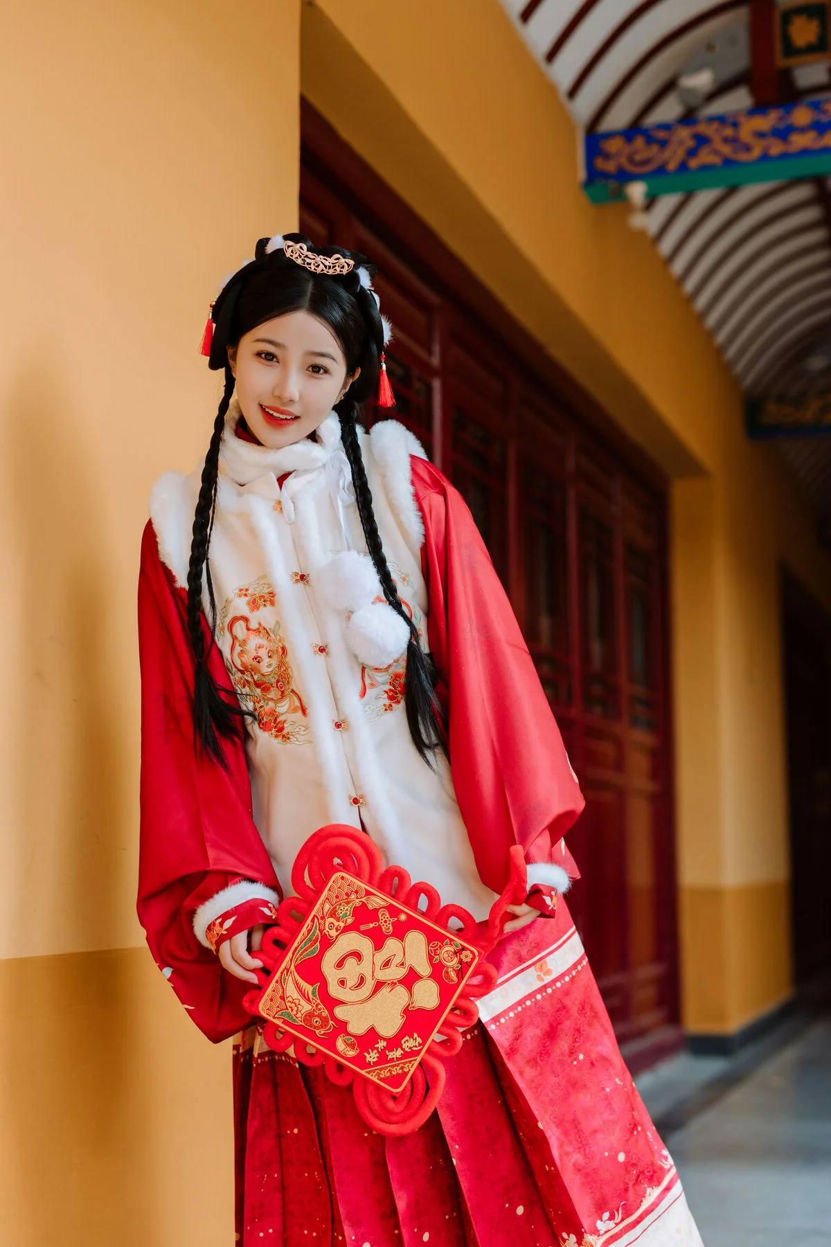 Elegance and Style in YiTuYu Art Language Vol.6376 with Yang Mao Shan Er