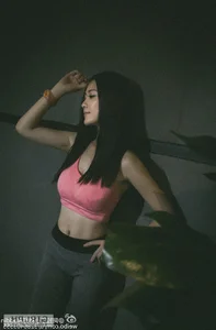Contemporary Chinese Fashion and Fitness: A Gallery Celebrating Modern Aesthetic Trends and Athletic Elegance - image 59