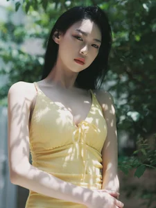 Aesthetic Elegance in YiTuYu Art Language Vol.4980 with Stunning Model Dai Nani - image 17