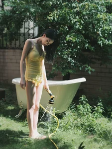 Aesthetic Elegance in YiTuYu Art Language Vol.4980 with Stunning Model Dai Nani - image 0