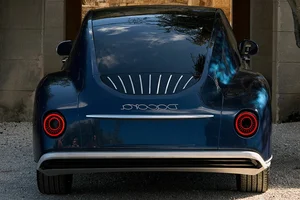 The Dacora Luxury Electric Car: American-Style Personalization Redefined - image 11