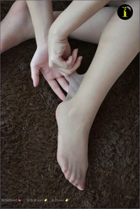 IESS 026 Collection: Artistic Portraiture of Model Shan Shan Highlighting Elegant Footwear and Aesthetic Details - image 75