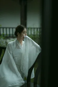 YiTuYu Art Language Vol.4882 Lin Lin: A Study in Modern Elegance - image 7