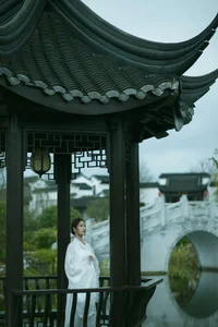 YiTuYu Art Language Vol.4882 Lin Lin: A Study in Modern Elegance - image 6