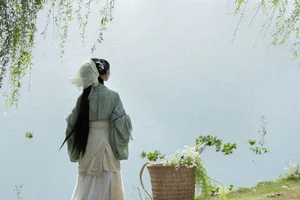 Elegant Portraiture: YiTuYu Art Language Vol.10302 Featuring Shi Zhi Lin - image 2