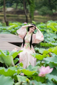 YiTuYu Art Language Vol.7333: The Enchanting Xi Gua Collection - image 20