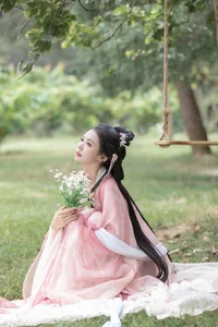 Stunning Visuals in YiTuYu Art Language Vol.6590 with Lsababe - image 2