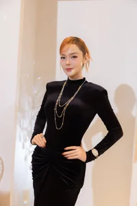 Star-Studded Opening: Vietnam Couture Fashion Week Takes Center Stage - image 2