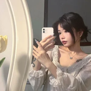 Influencer Lifestyle Updates: Navigating Public Perception and Career Growth in the Digital Era - image 0