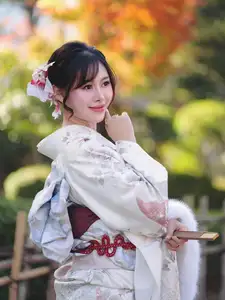 Viet Phuong Thoa: Enchanting Beauty in Traditional Japanese Kimono. - image 6