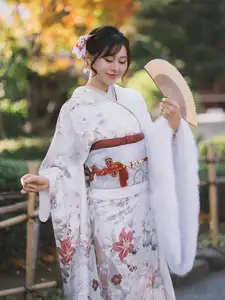 Viet Phuong Thoa: Enchanting Beauty in Traditional Japanese Kimono. - image 0