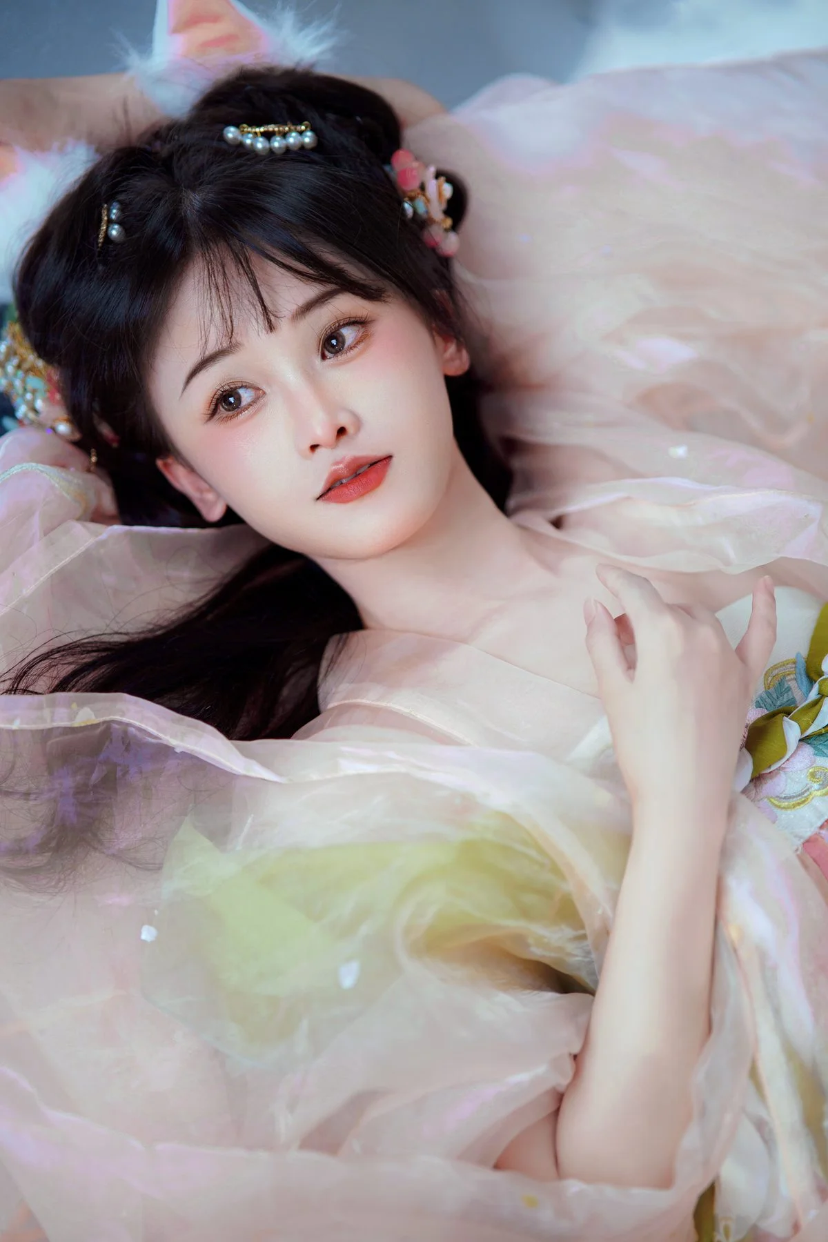 Exquisite Visual Artistry Featuring Xiao Yu in YiTuYu Art Language Vol.5626