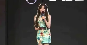 League of Legends Goddess: Past Photos Reveal a Stunning Transformation - image 7