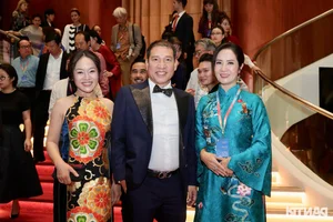Hanoi International Film Festival Red Carpet: Long Vu and Khanh Ly Steal the Spotlight - image 4