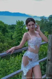 Ding Dang DD Shines in XiuRen No.10721: Elegant Allure and Delicate Beauty - image 10