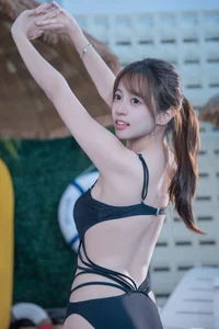 Captivating Visuals in YiTuYu Art Language Vol.10364 with Xiao Yi – 44 Professional Portraits - image 0