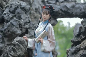 Modern Aesthetics: Zhou Zhou AY Featured in YiTuYu Art Language Vol.5926 - image 18