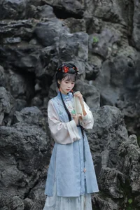 Modern Aesthetics: Zhou Zhou AY Featured in YiTuYu Art Language Vol.5926 - image 12