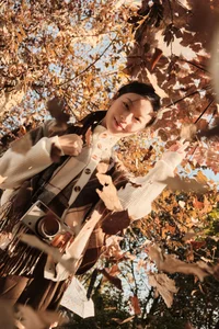 YiTuYu Art Language Vol.8038: Featuring the Elegant Hu Die Mei Mei Portrait Series - image 16